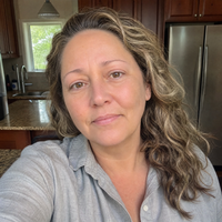Diane R., 47